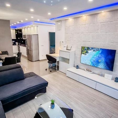 Deluxe Apartment F & M Tucepi Luaran gambar