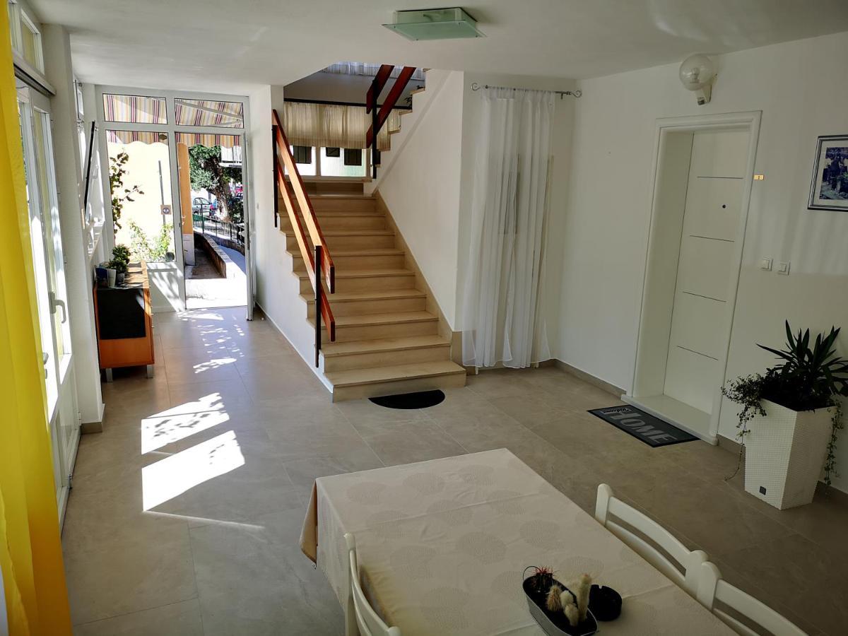 Deluxe Apartment F & M Tucepi Luaran gambar
