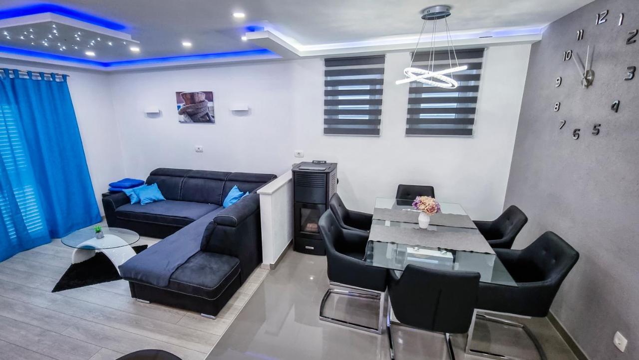 Deluxe Apartment F & M Tucepi Luaran gambar