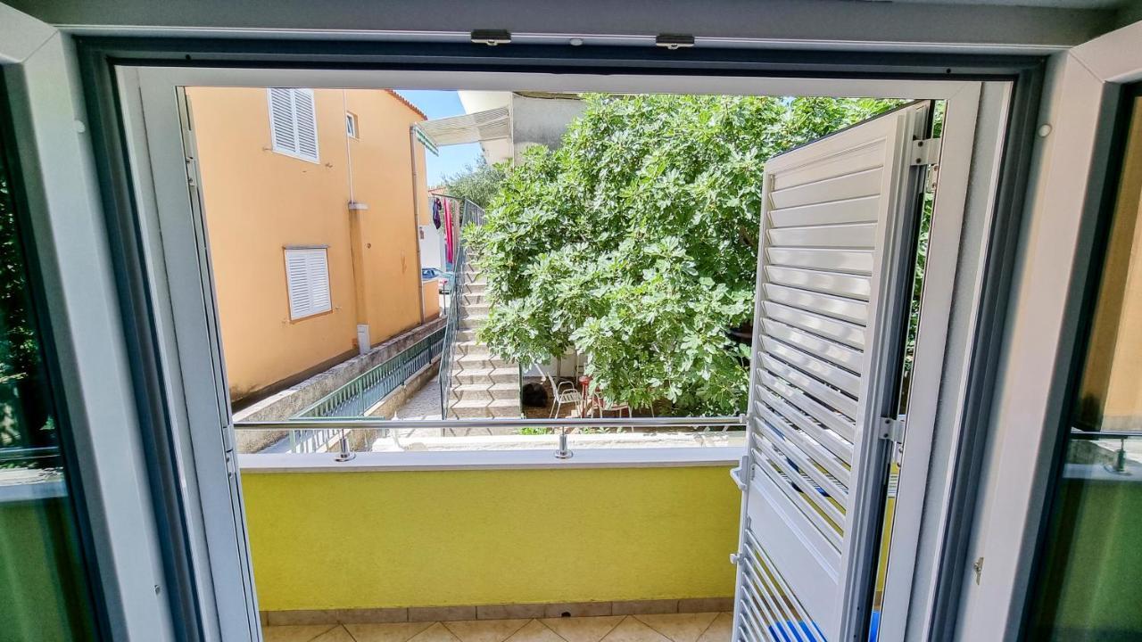 Deluxe Apartment F & M Tucepi Luaran gambar