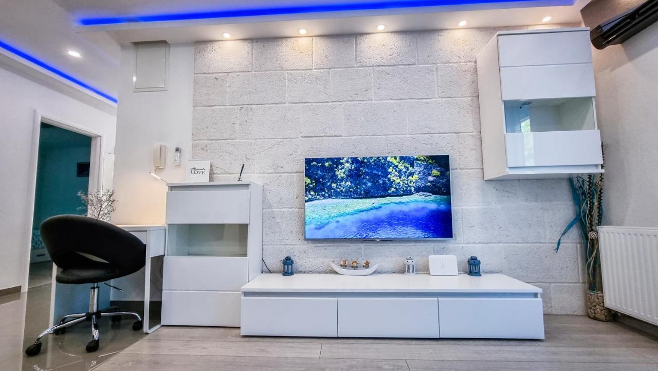Deluxe Apartment F & M Tucepi Luaran gambar