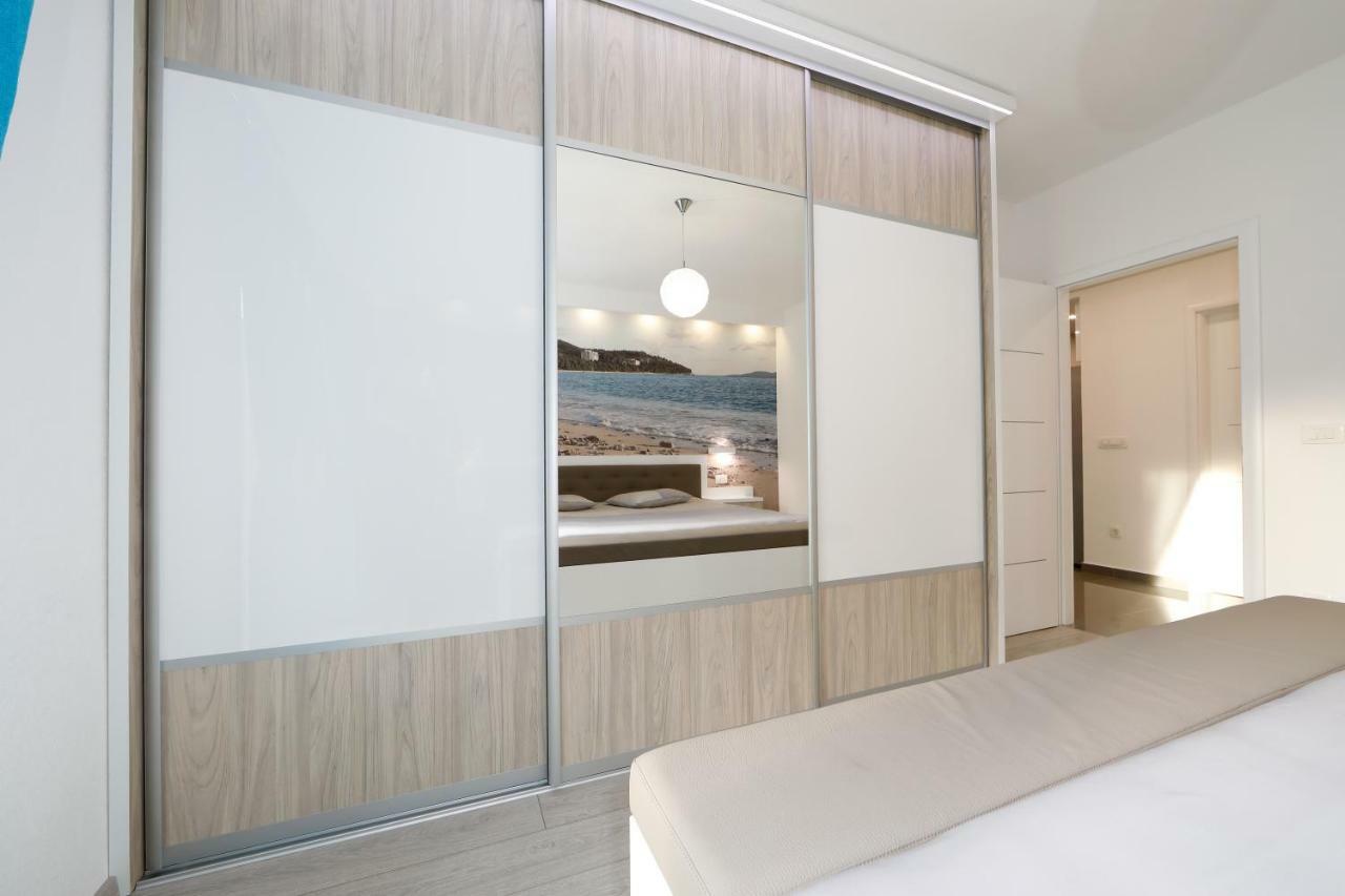 Deluxe Apartment F & M Tucepi Luaran gambar